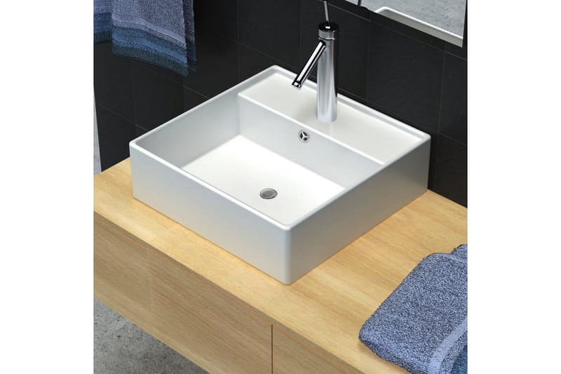 Keramisk håndvask m. overløb & hul til hane 41x41 cm - Hvid - Hus & renovering - Køkken & bad - Badeværelse - Håndvaske - Enkelt håndvask
