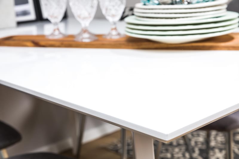 Fly Spisebordssæt med 4 Nibe Stole - Hvid/Grå/Krom - Møbler - Spisebordssæt - Rektangulært spisebordssæt